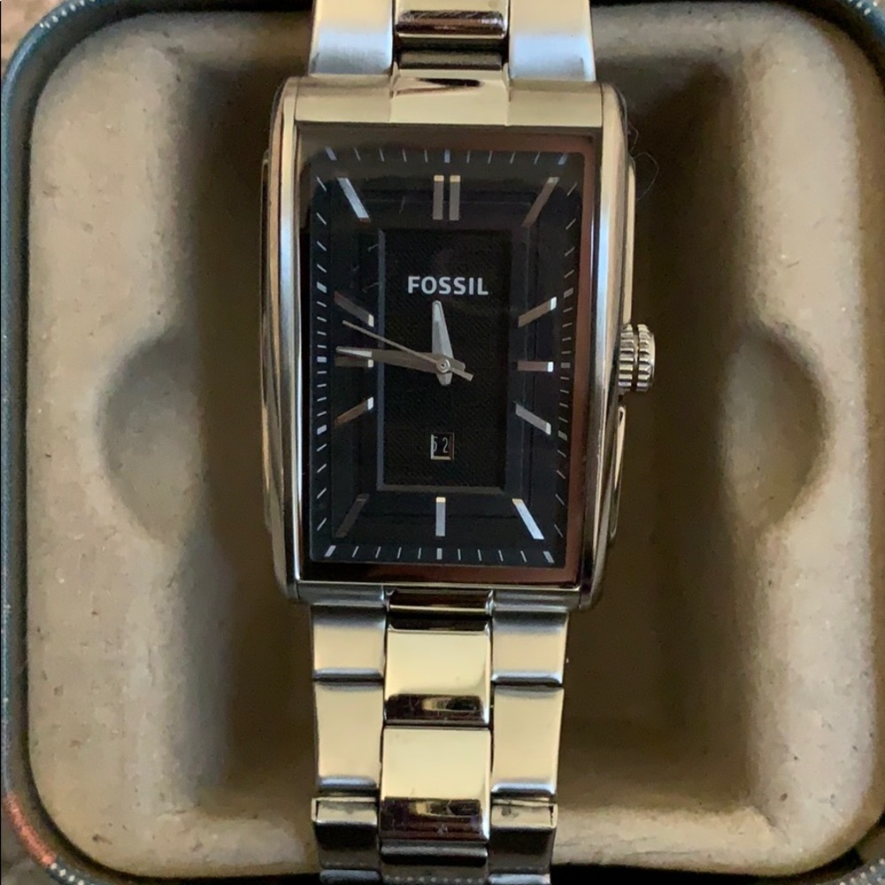 Fossil Watch - image 4